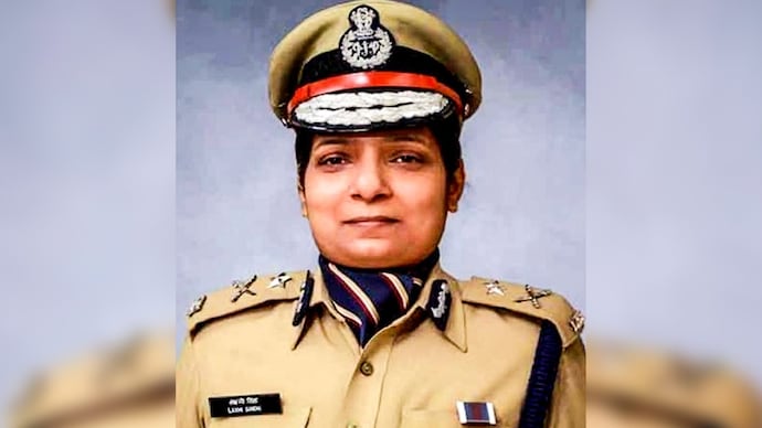 Senior advocate, Indra Dev Singh, the father of Noida Police Commissioner Laxmi Singh (in picture), was shot dead on August 8, 2002, in Lucknow while returning home from court on his scooter. (Credits: Wikipedia Commons)