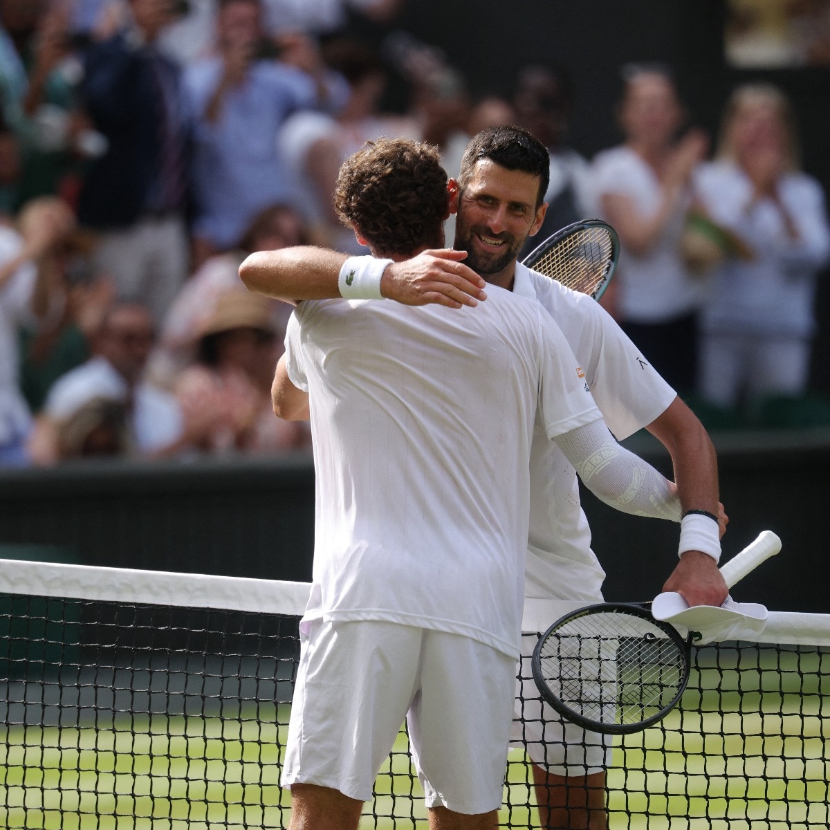 Novak Djokovic breaks Roger Federer's Wimbledon record, reaches quarter-finals