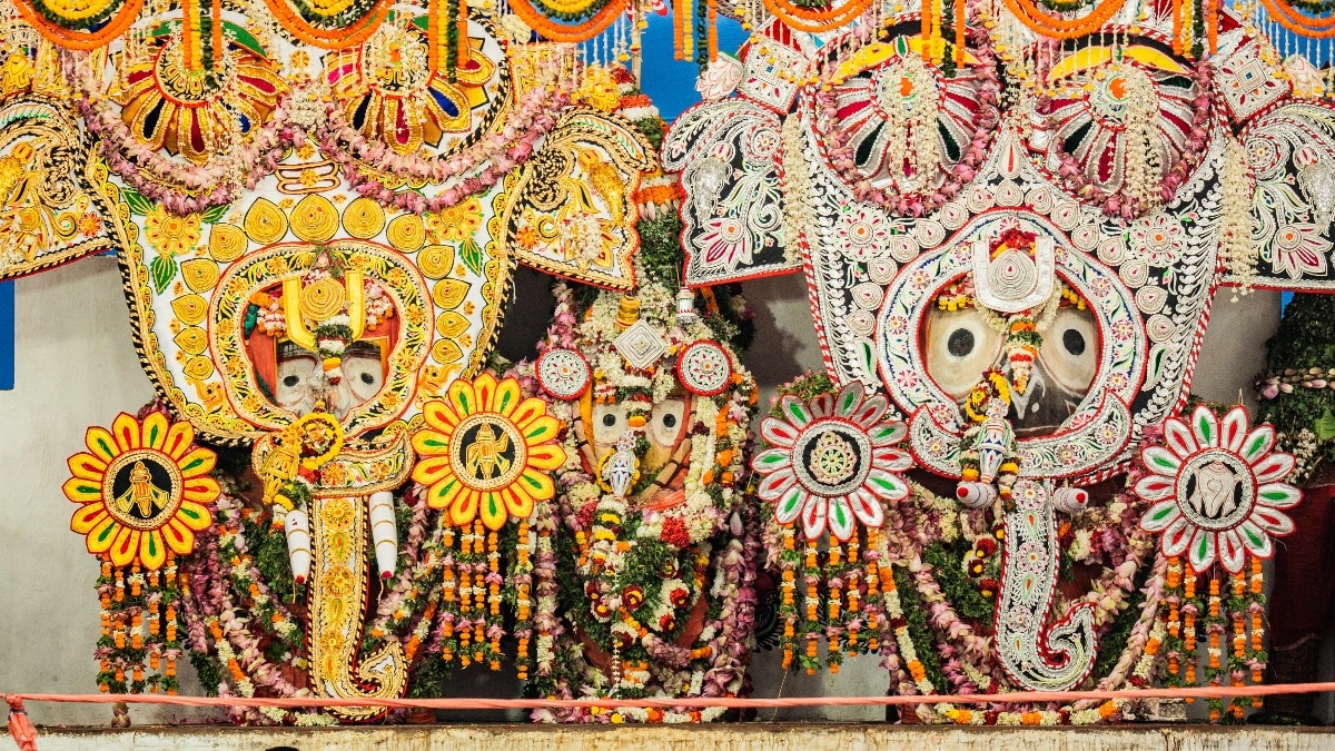 Misleading devotees: Puri king slams ISKCON over untimely Rath Yatras