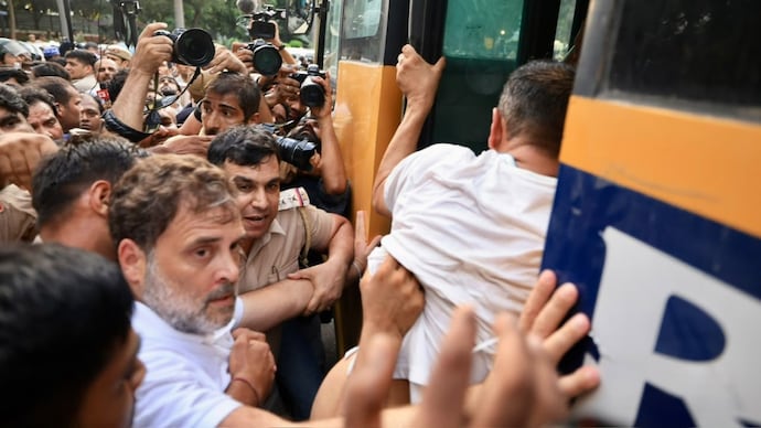 Rahul Gandhi arrest