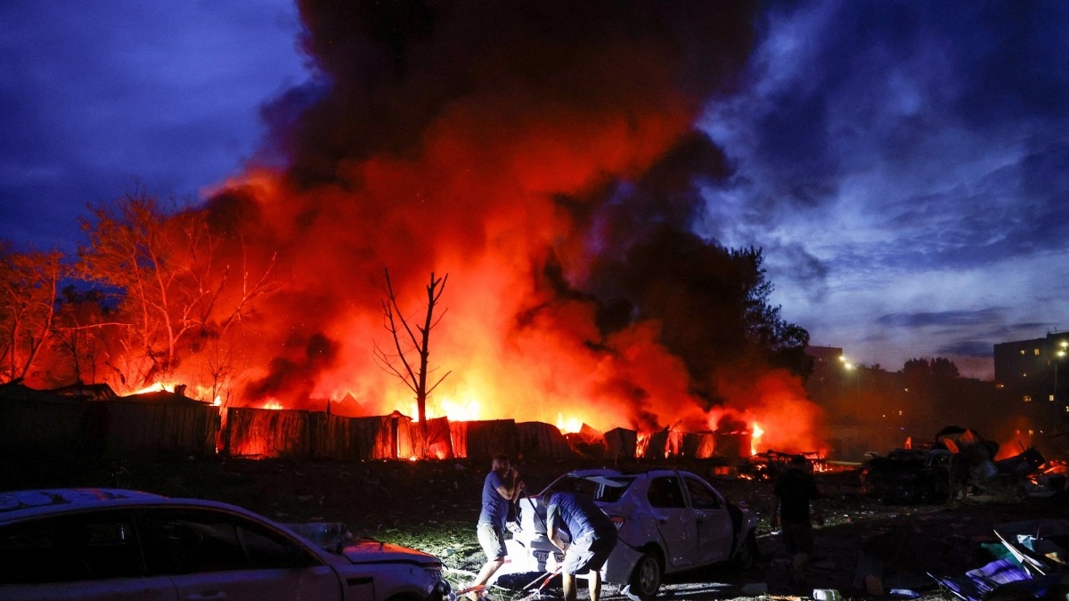 9 killed in massive Russian strikes on Kyiv as Trump heads to NATO summit