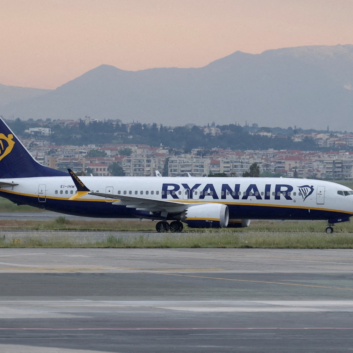 Passenger nearly sucked out of 'dislodged' window on Ryanair flight after takeoff