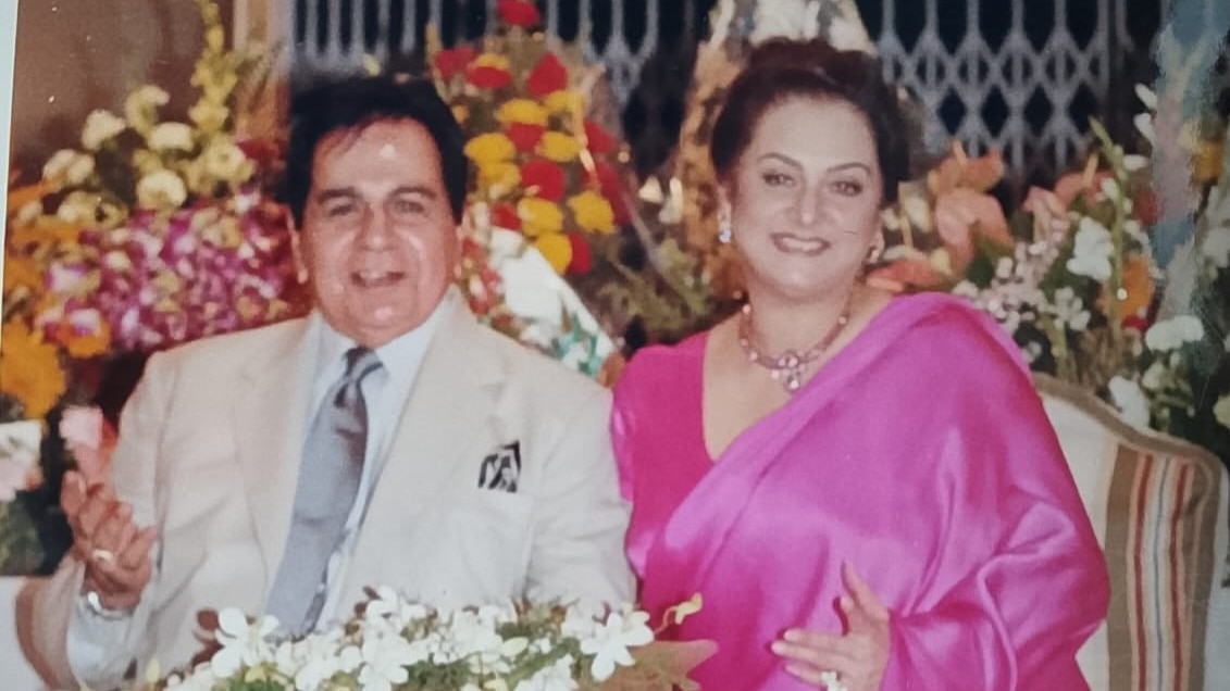 Saira Banu, Dilip Kumar