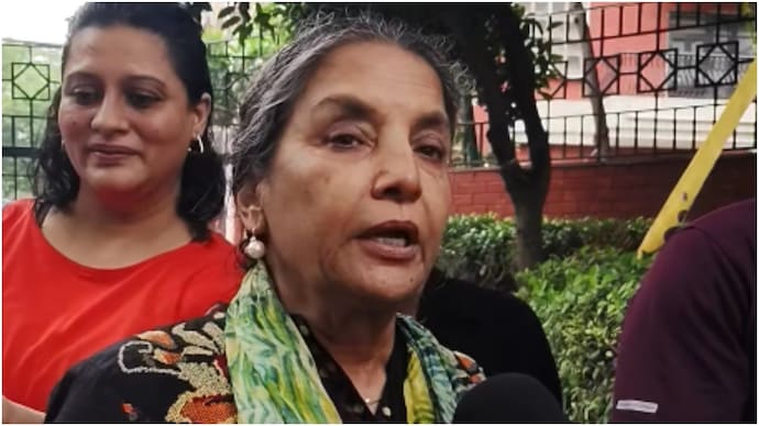 Shabana Azmi says tear gas triggered asthma attack at CJP protest. Shabana Azmi
