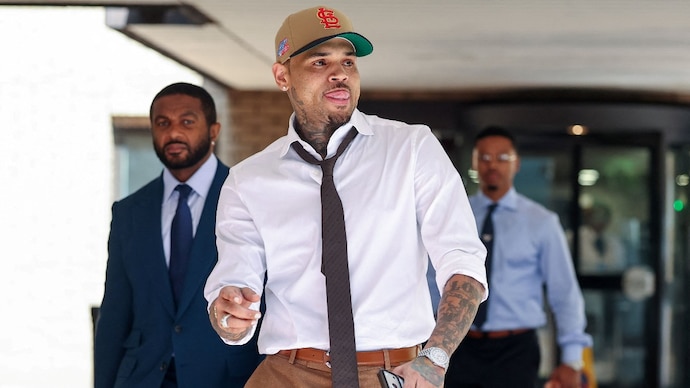 Singer Chris Brown pleads guilty over bottle attack at London nightclub