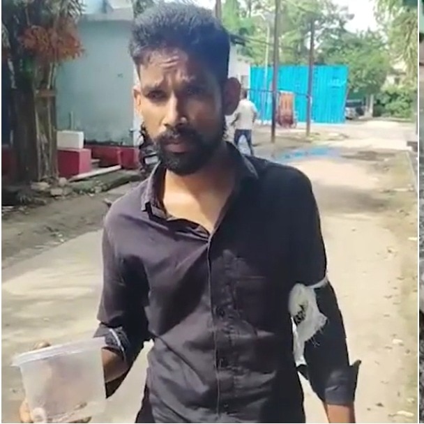 Bihar man brings live cobra that bit him to hospital. Chaos follows