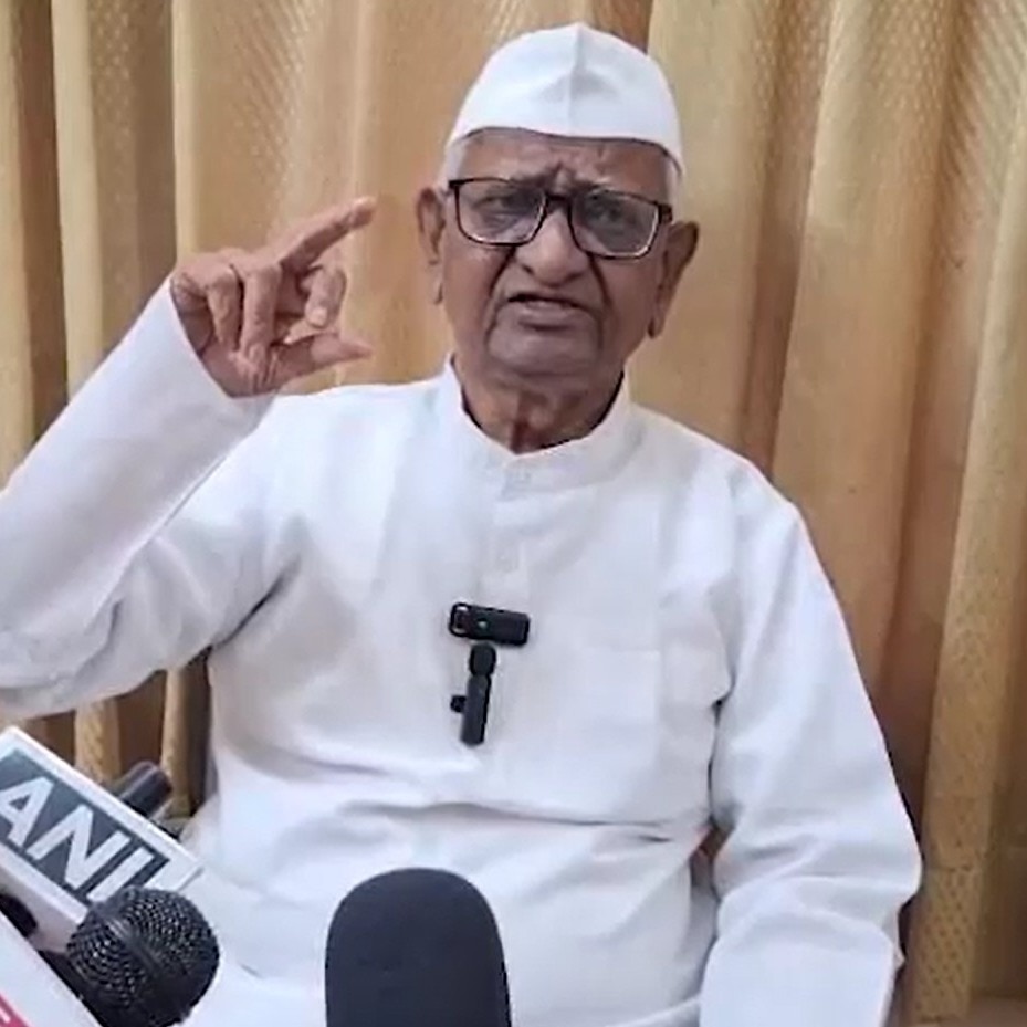 Democracy, not rule by diktat, Anna Hazare says after Pradhan's resignation