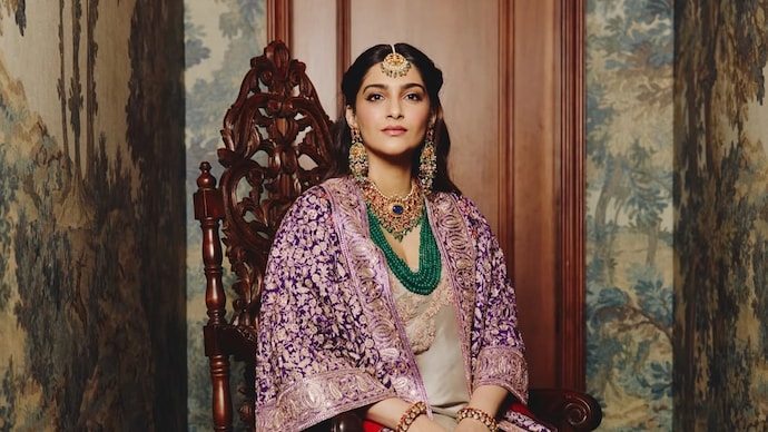 Sonak Kapoor's opted for regal aesthetic for Anshula KApoor's wedding