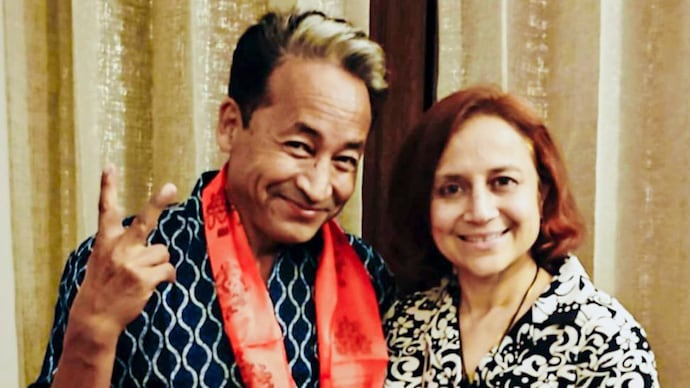 Sonam Wangchuk and his wife Gitanjali Angmo Sonam Wangchuk and his wife Gitanjali Angmo