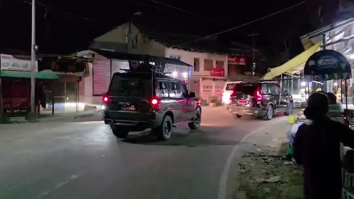 Terrorists opened fire on two non-local labourers in Jammu and Kashmir's Kulgam district. Terrorists opened fire on two non-local labourers in the Kellam area of Kulgam.