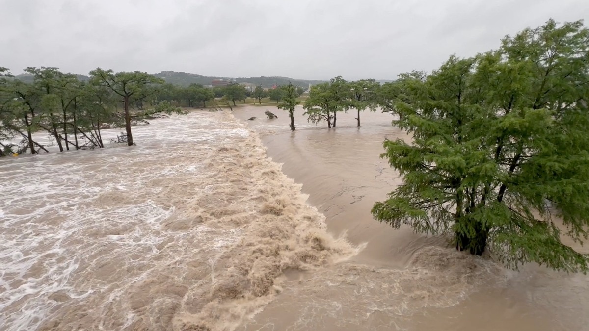 2 dead in Texas as floods sweep away vehicles, state braces for historic rain