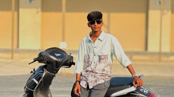Gujarat couple arrested for murdering student over blackmail