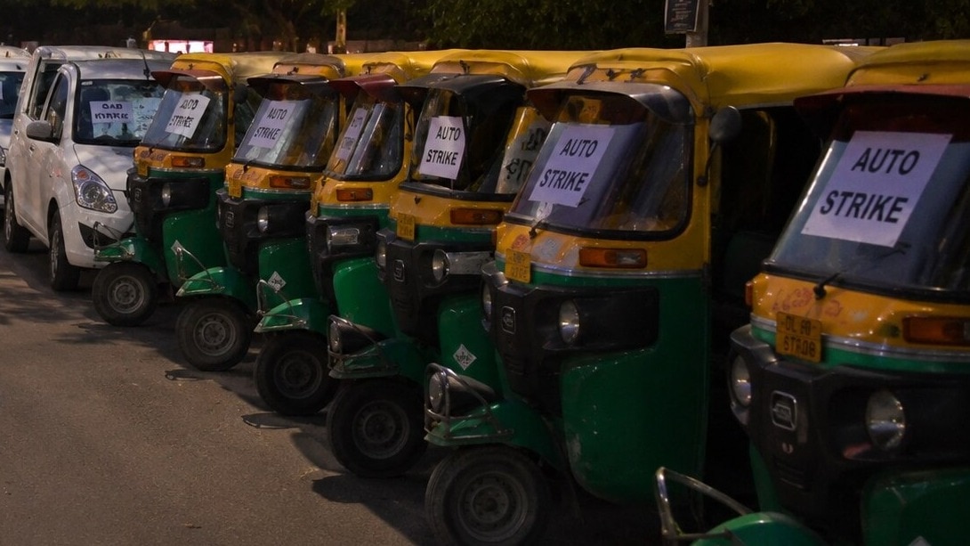 Woman delivers quadruplets in auto in Madhya Pradesh, all four premature babies die