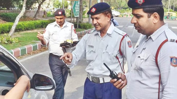 Tourist family alleges kidnap, Rs 5 lakh extortion by highway police on Mumbai-Pune Expressway. (Representational photo)