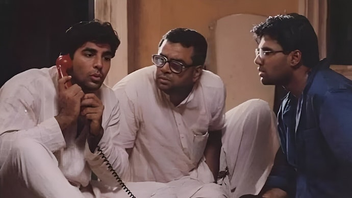 Akshay Kumar (Left), Paresh Rawal (Centre) and Suniel Shetty (Right) in a still from Hera Pheri. Tragedy of Hera Pheri 3: Priyadarshan just confirmed what the fans feared most