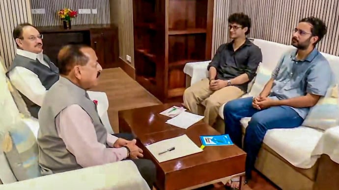 Union Minister JP Nadda and MoS Jitendra Singh hold talks with CJP Spokespersons Saurav Das and Ashutosh Ranka, at the Constitution Club of India, in New Delhi.