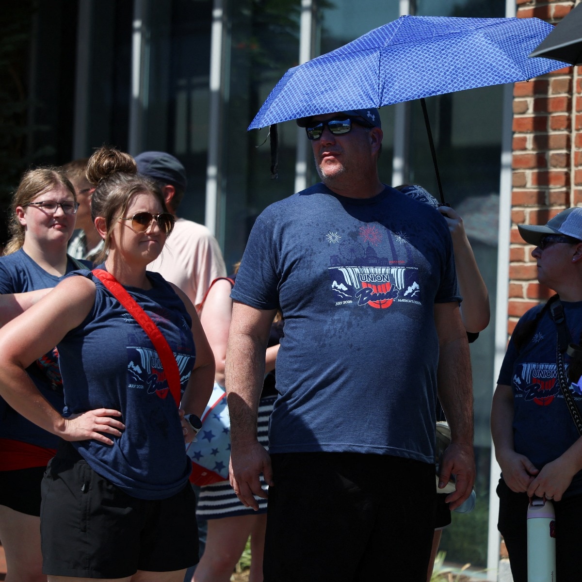 Brutal heatwave disrupts Fourth of July events across eastern US