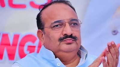 Build your own road: UP minister dismisses criticism over expressway damage