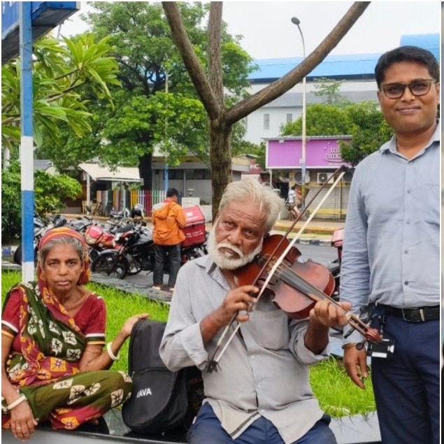 Anand Mahindra's support reaches Kolkata violinist. His reply will melt your heart