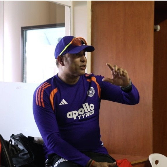 Coach VVS Laxman introduces Best Attitude award in Zimbabwe. Here's 1st winner