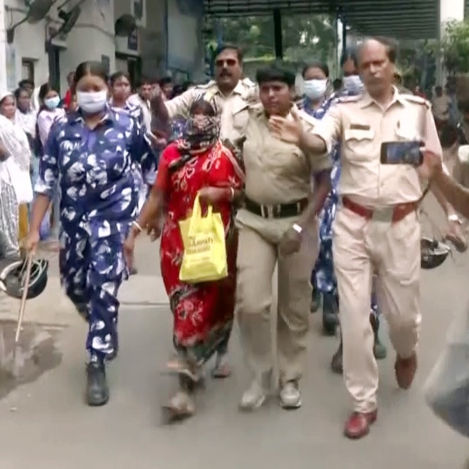What led to the first police encounter under BJP govt in West Bengal?