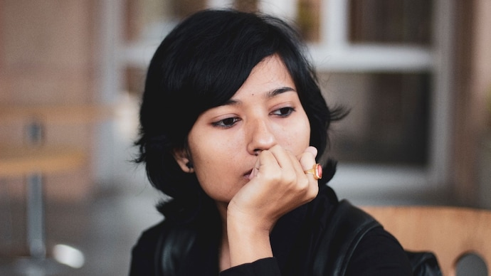 Why you keep replaying conversations in your head, psychology explains
