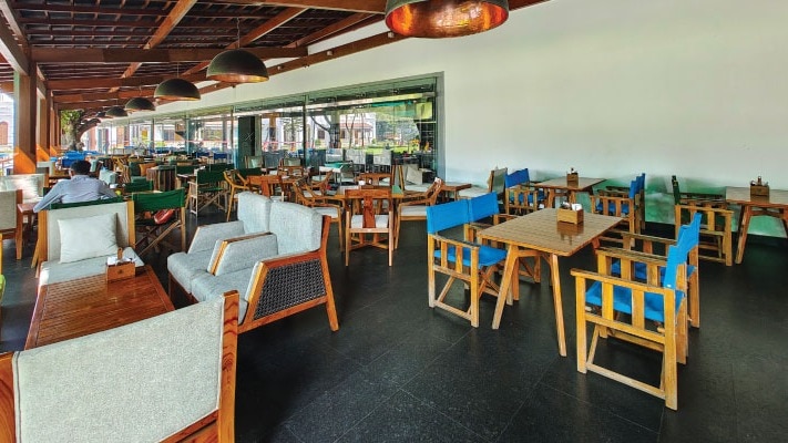 Expired meat, filthy kitchens: FSSAI raids expose rot at 10 Bengaluru elite clubs