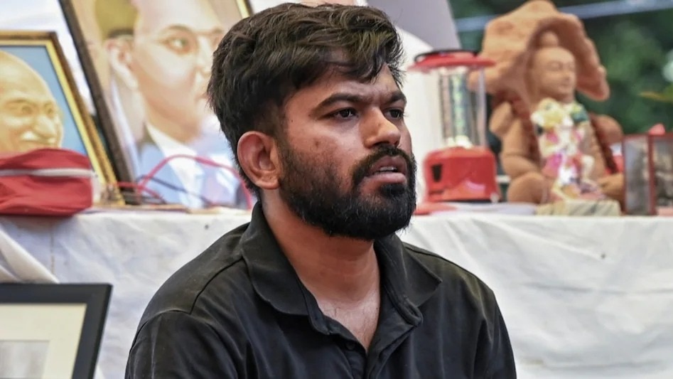 School thik karo: Abhijeet Dipke targets neglect of government schools across India
