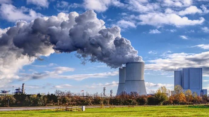 Carbon capture is having a global moment, from Alberta to Texas. Here is how machines catch the carbon dioxide we cannot see, where it is buried deep underground, and whether the technology is actually worth its heavy cost. (Photo: Unsplash)