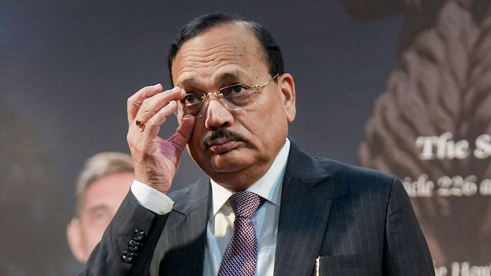 CJI Surya Kant said the Supreme Court administration had already been asked to engage with the Delhi Metro Rail Corporation (DMRC) to explore a solution.
