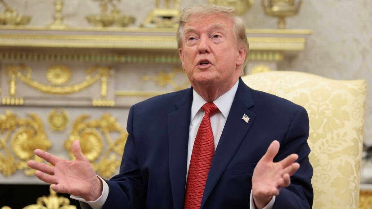 Brent oil rises above $90 as Trump rules out interim Iran peace deal extension; Tehran threatens to escalate tensions in Strait of Hormuz