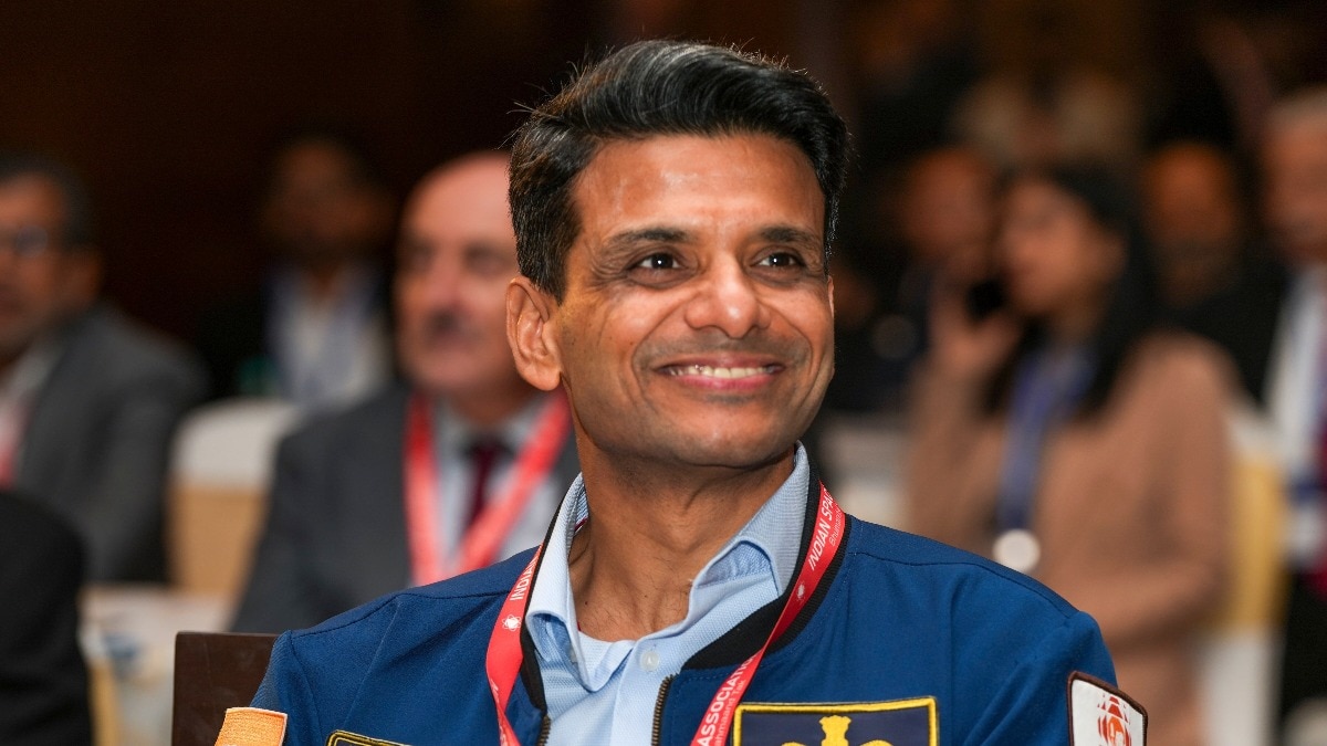 Shubhanshu Shukla tells students to dream beyond jobs and change India