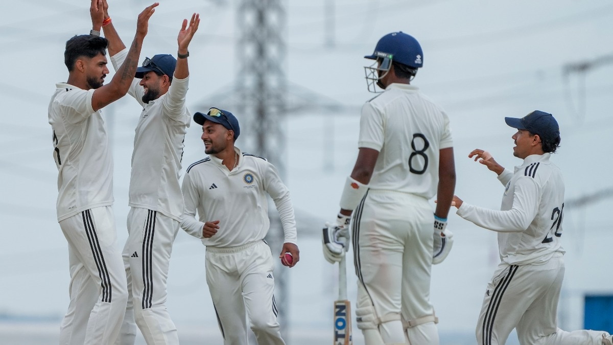 Duleep Trophy semifinals: East bowl out Central for 266; South 40-2 against North