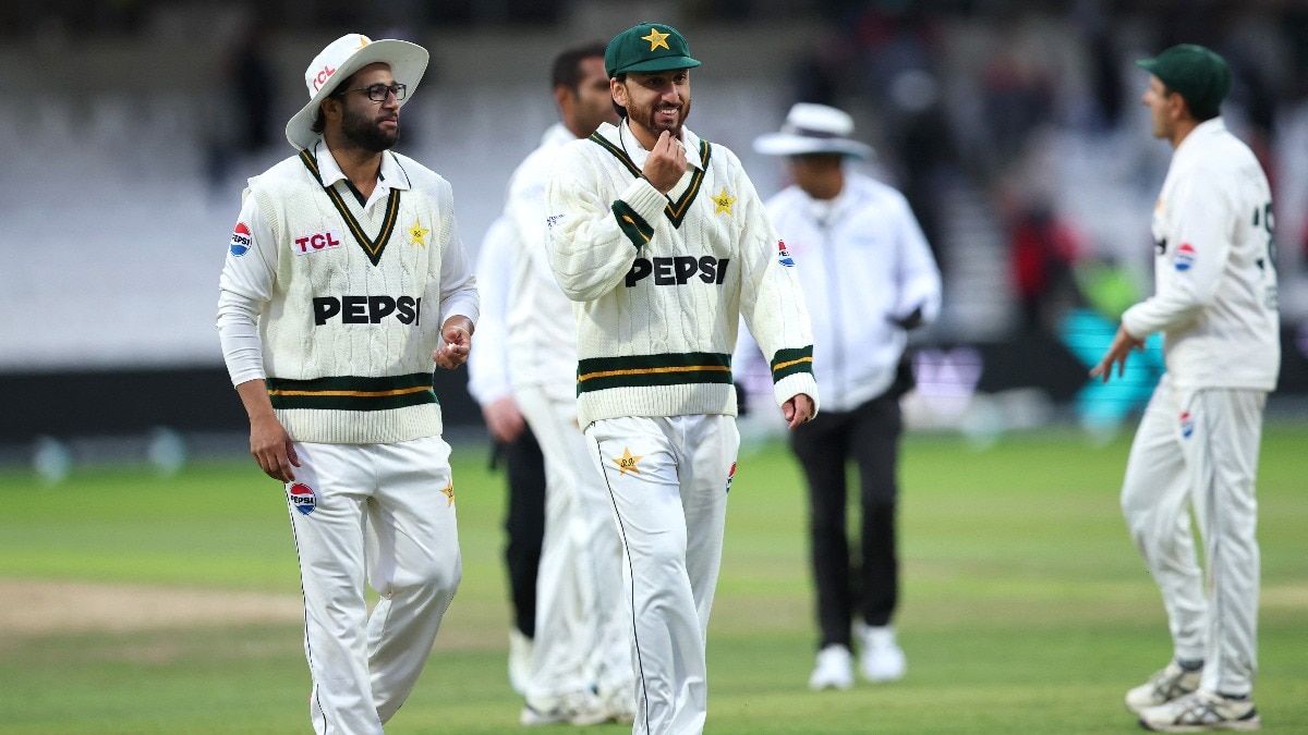 Vaughan says Pakistan looked 'timid' after Headingley innings defeat