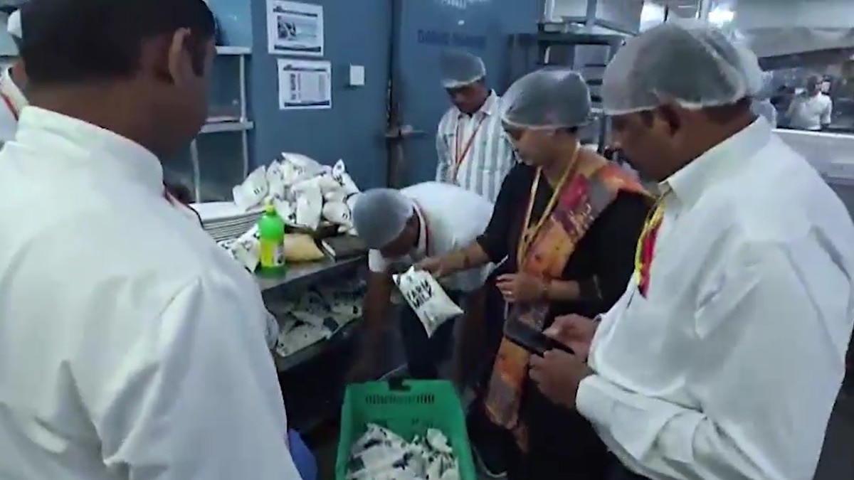 Karnataka food safety teams inspect Bengaluru suppliers, seize near-expiry stock