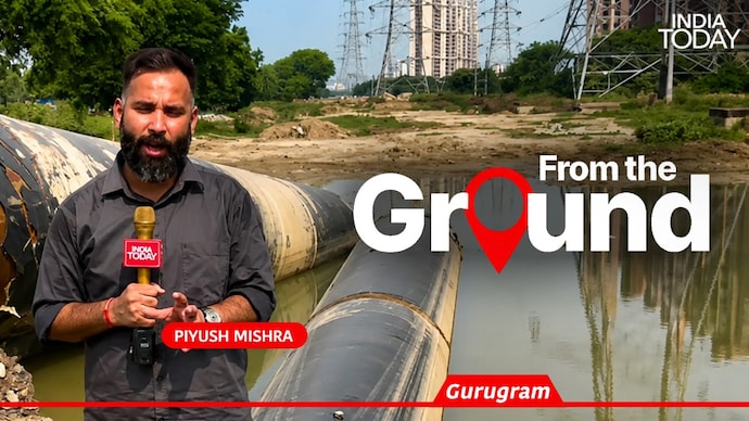 India Today team took stock of the situation at Gurugram's Badshahpur drain. (Photo: ITG) Ground Report
