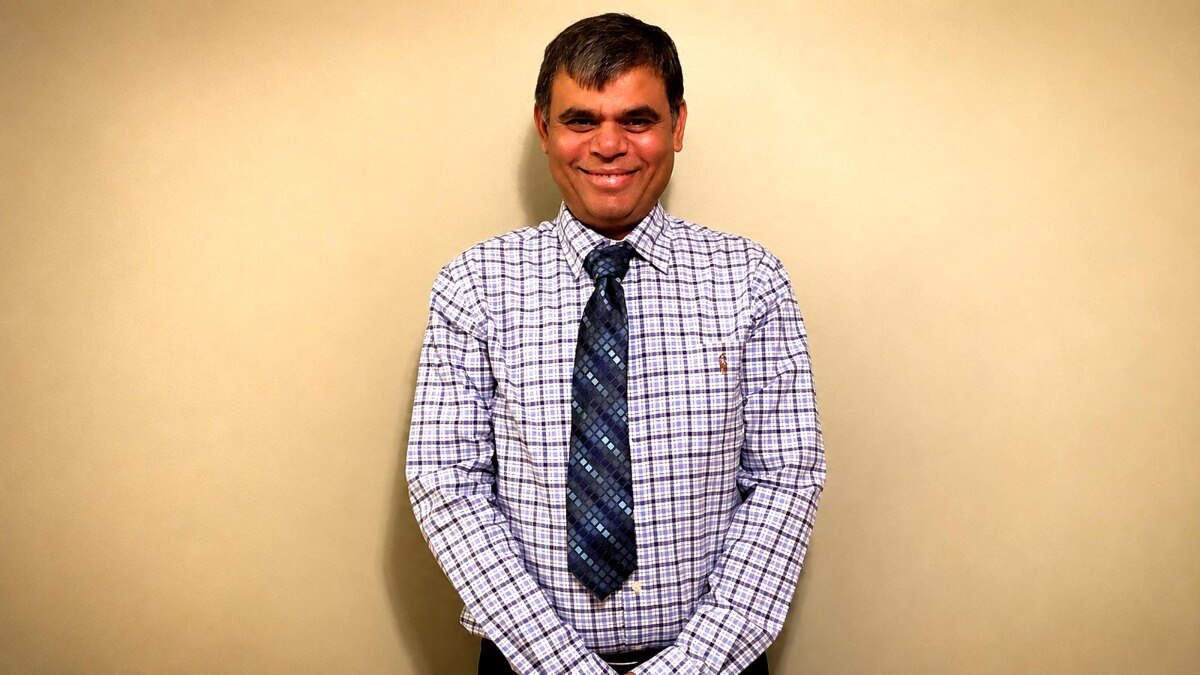 Gujarati store owner Suresh Patel shot dead in US robbery as daughter watches; police hunt masked suspect who fled in white sedan