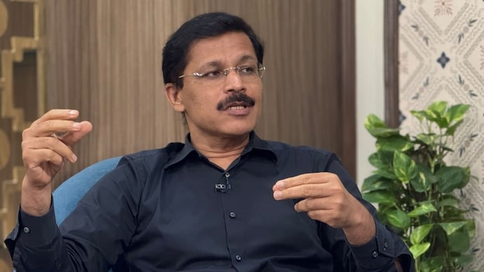IAS officer Tukaram Mundhe
