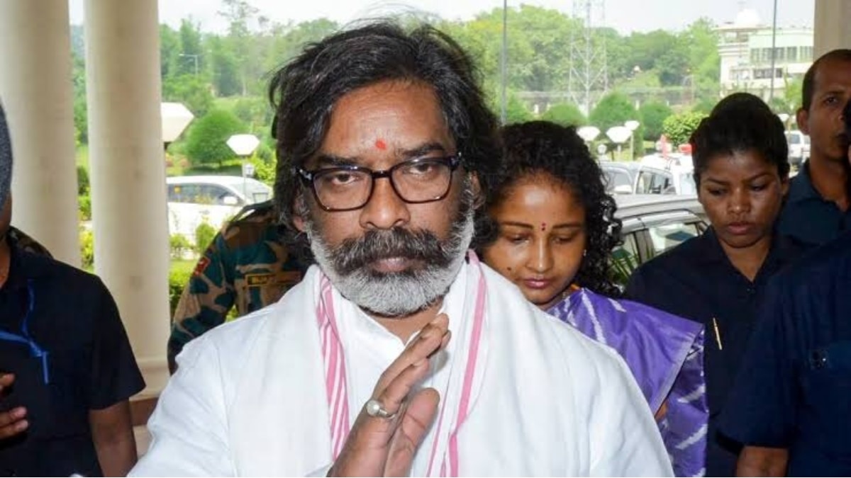 ABVP march to Hemant Soren's home ends in scuffle, detentions