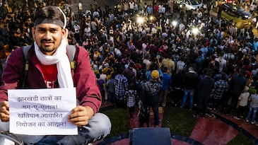 Wanted to become officer, but became protester: Topper shares struggle in JPSC protest Wanted to become officer, but became protester: Topper shares struggle in JPSC protest