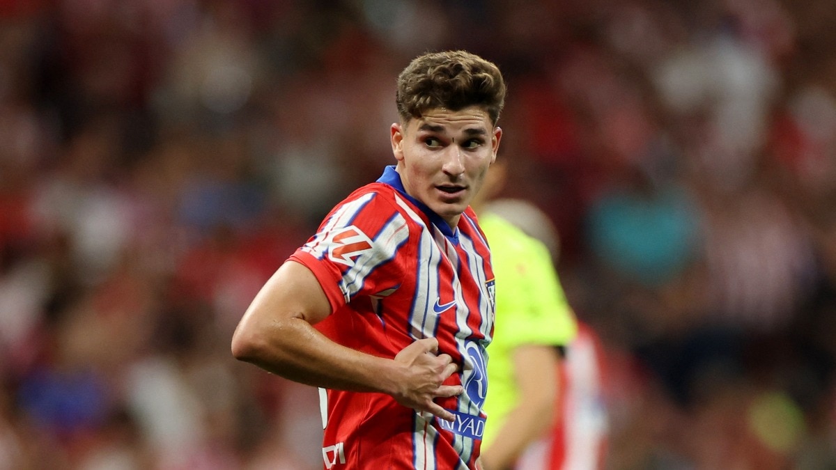 Atletico Madrid says it will not sell Julián Álvarez to Barcelona