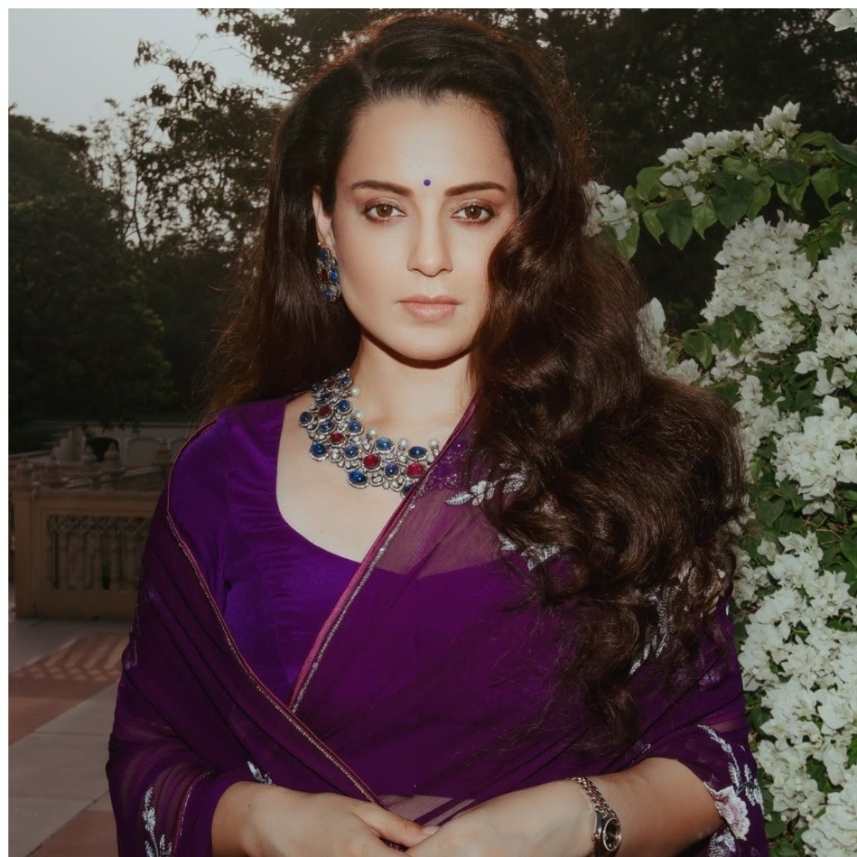 Stop adding fuel to fire: Kangana Ranaut slams Hrithik Roshan amid viral trend