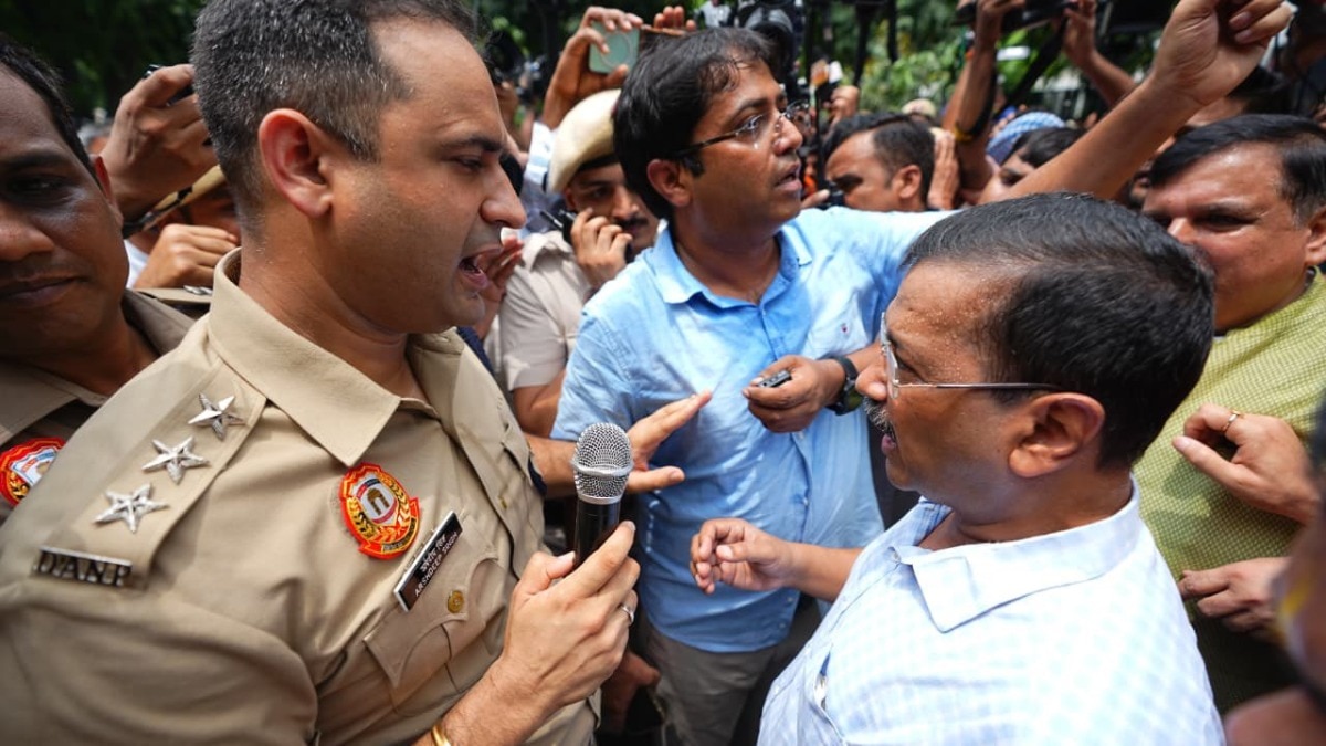 Arvind Kejriwal's E20 protest stopped en route to PM residence in Delhi