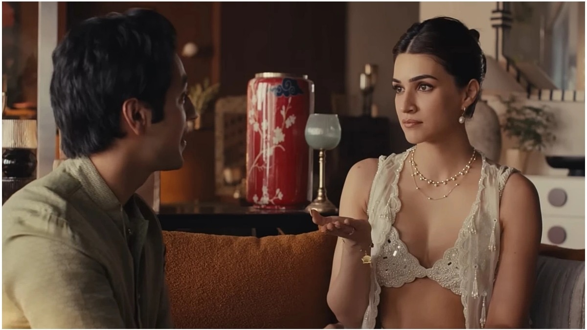 ज्वेलरी ब्रांड ने कृति सैनन का किया समर्थन, राखी विज्ञापन हटाने का खुलासा किया असली कारण