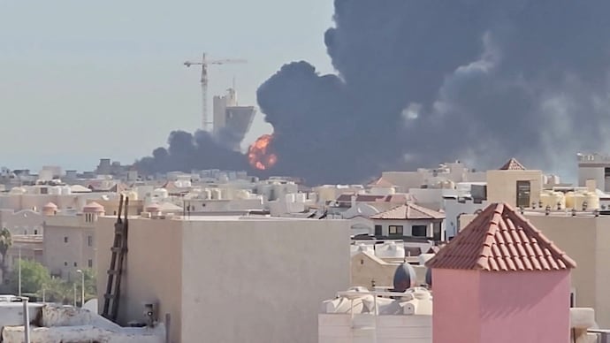 Smoke billows near the oil facility in Mangaf, Kuwait. ( Photo- Reuters)