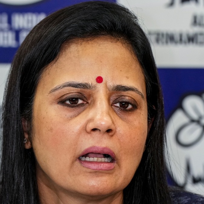 Mahua Moitra claims officials asked her to vacate Circuit House room, says crowd chanting Jai Shri Ram outside