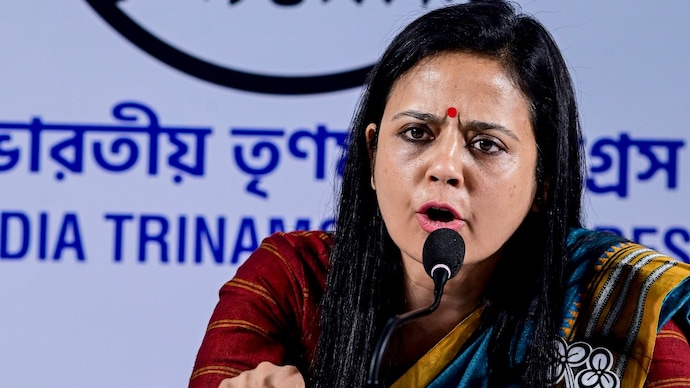 TMC MP Mahua Moitra has moved the Calcutta High Court challenging an arrest warrant issued against her by a court in an alleged hate speech case. Mahua Moitra asserted that Trinamool Congress is ‘definitely not imploding’ and would ‘start afresh’ under Mamata Banerjee’s leadership.