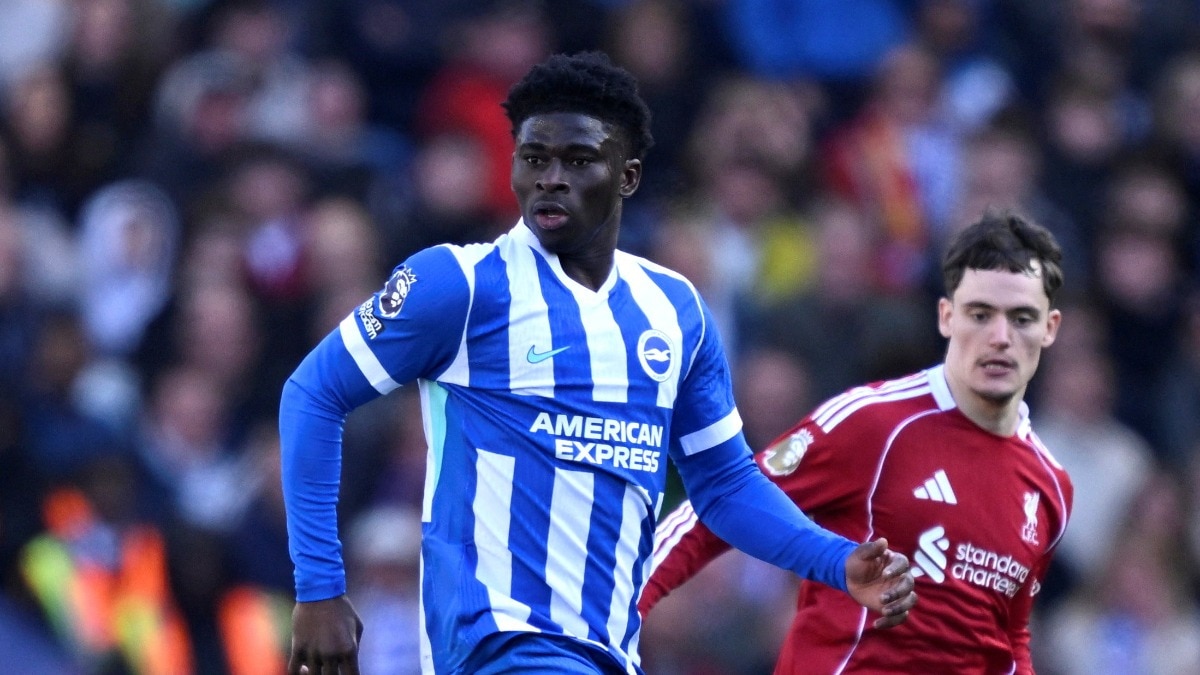 Manchester United complete signing of Carlos Baleba from Brighton