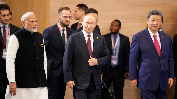 The bill allows President Donald Trump to impose 100 per cent tariffs on goods from countries that are among the top five importers of Russian energy. (Rueters/File)