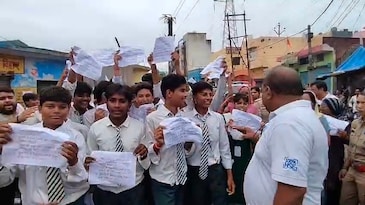 Gen Alpha protest in Moradabad forces liquor shop shutdown near school Gen Alpha protest in Moradabad forces liquor shop shutdown near school